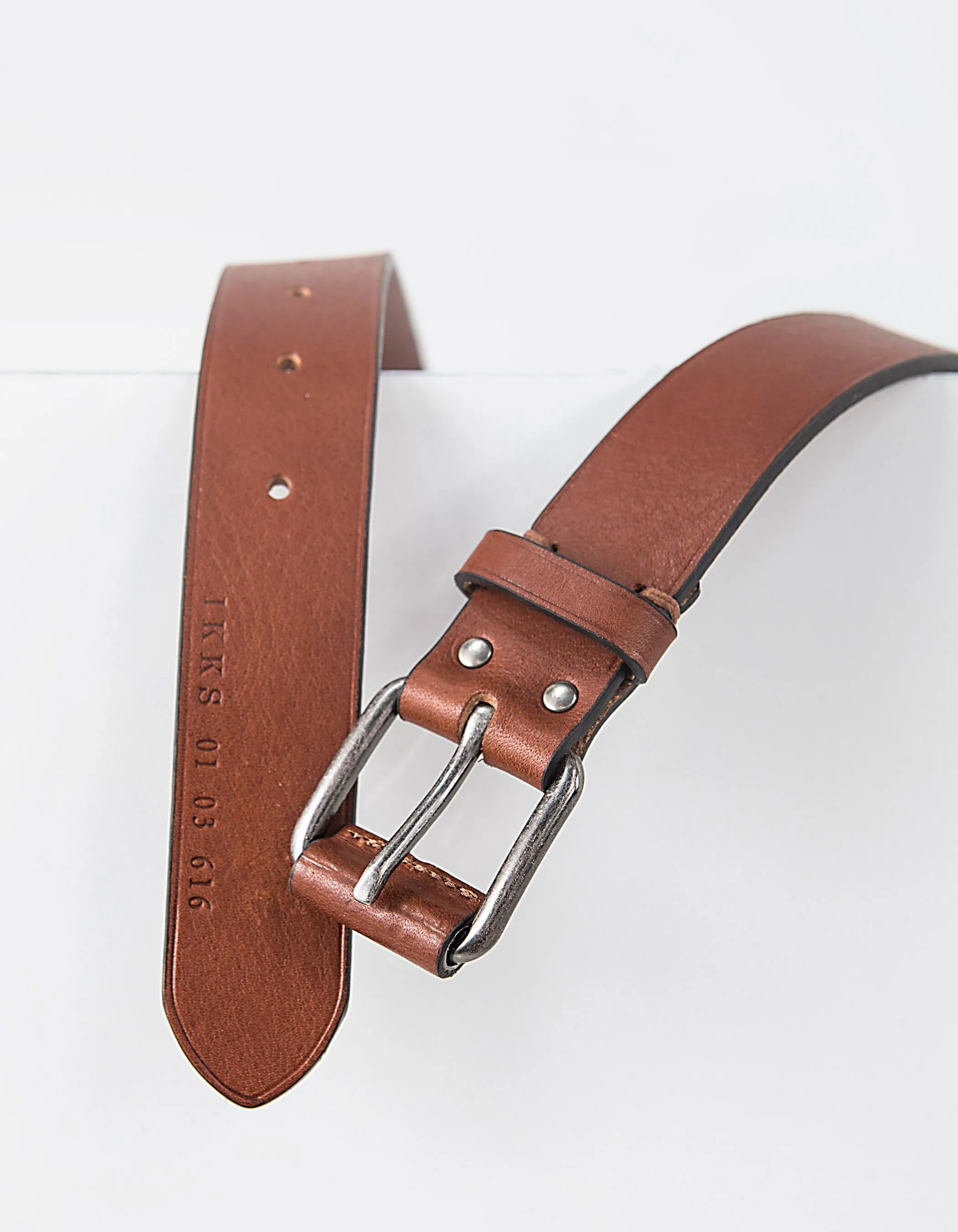 Ceinture cognac en cuir à boucle gainée Homme