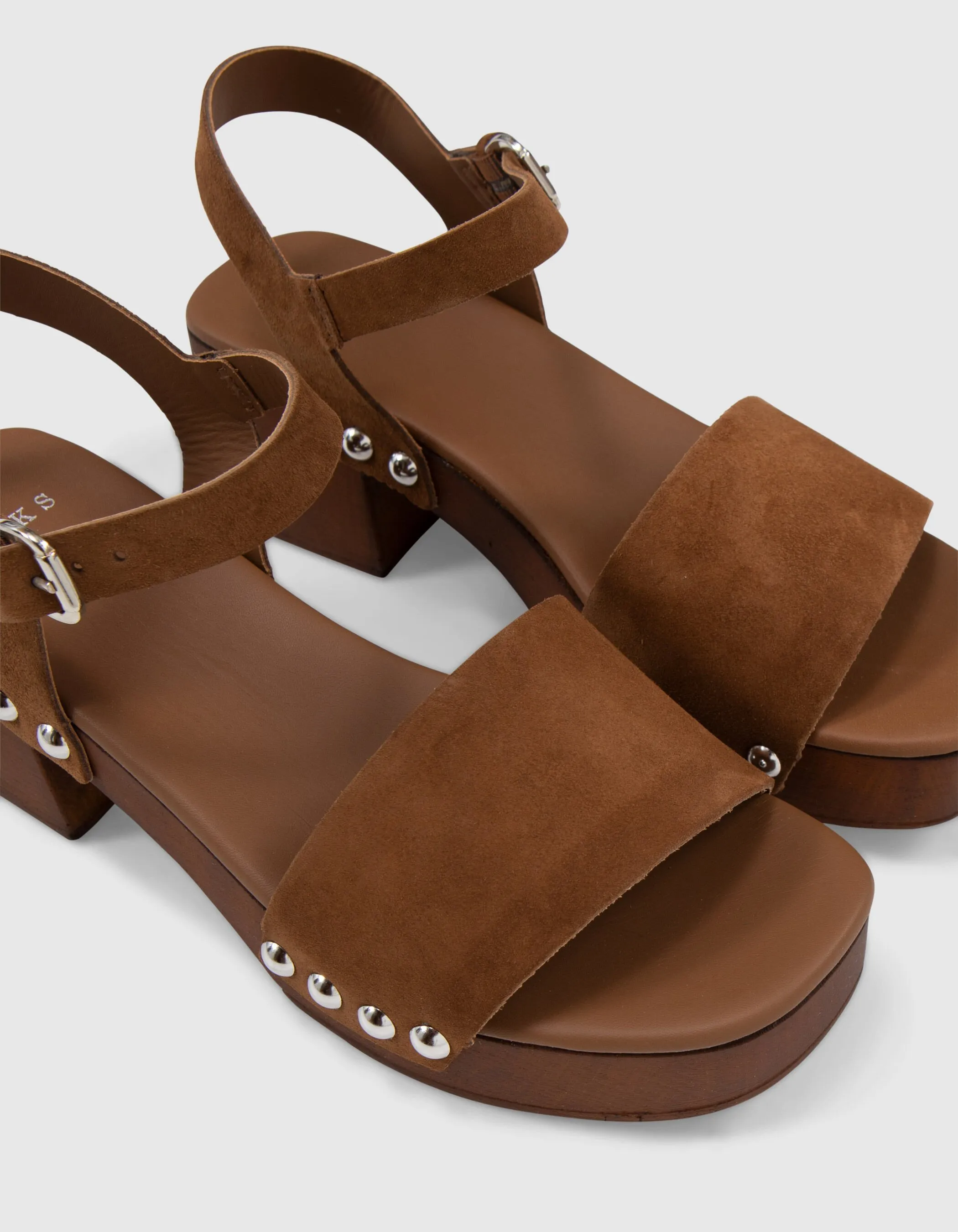 Sandales camel cuir velours à talon bois Femme